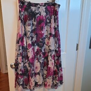 Floral Women's Skirt - Pink and Gray